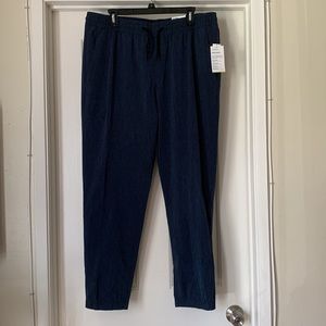 Active Jogger Pants For Men’s Size L By Old Navy NWT 😎